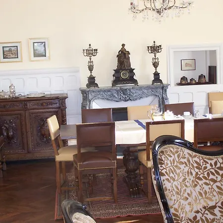 D'hotes Aire Berria Bed & Breakfast 3*